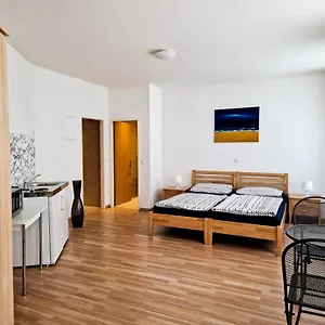 young-hostel-service.vienna-besthotels.com/