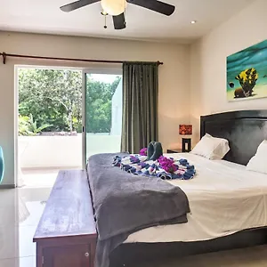 luxe-tulum-villa-w-pool-access-furnished-patio.allrivieramayahotels.com/